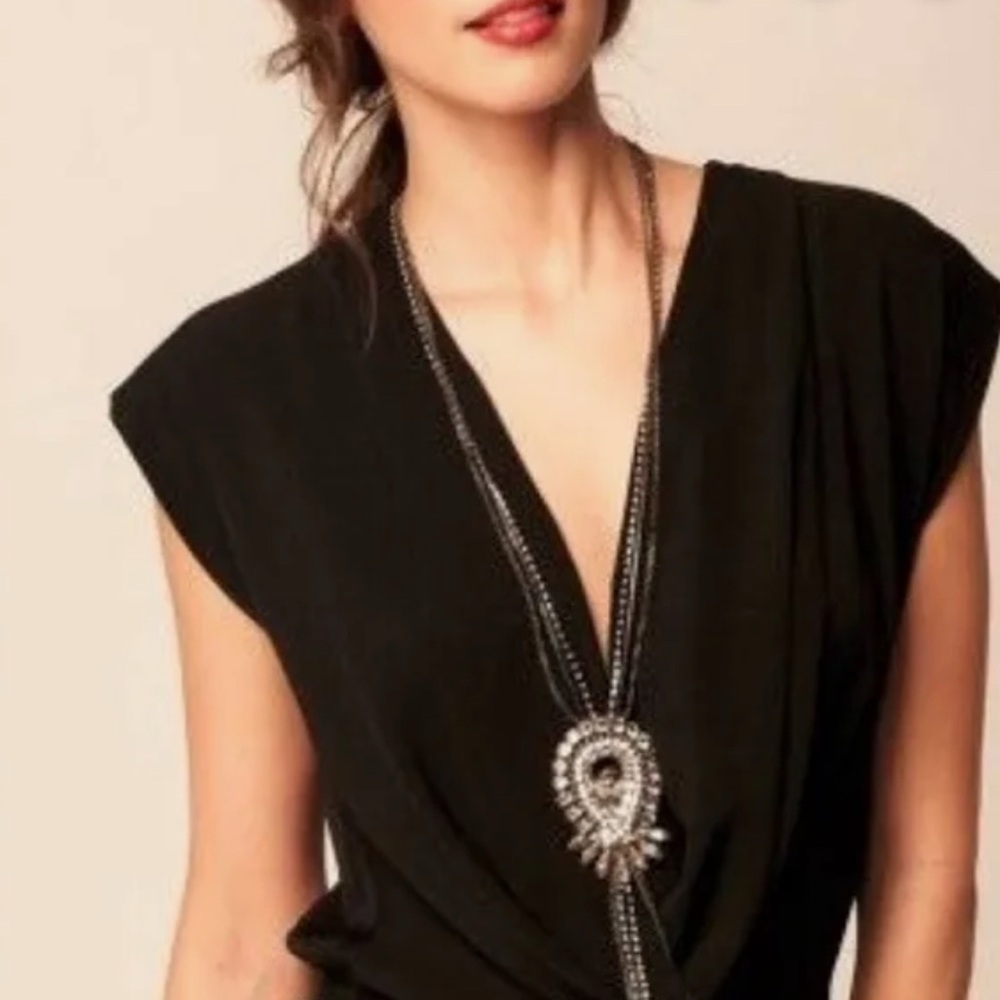 Stella & Dot Noir Pendant Necklace-Limited Edition